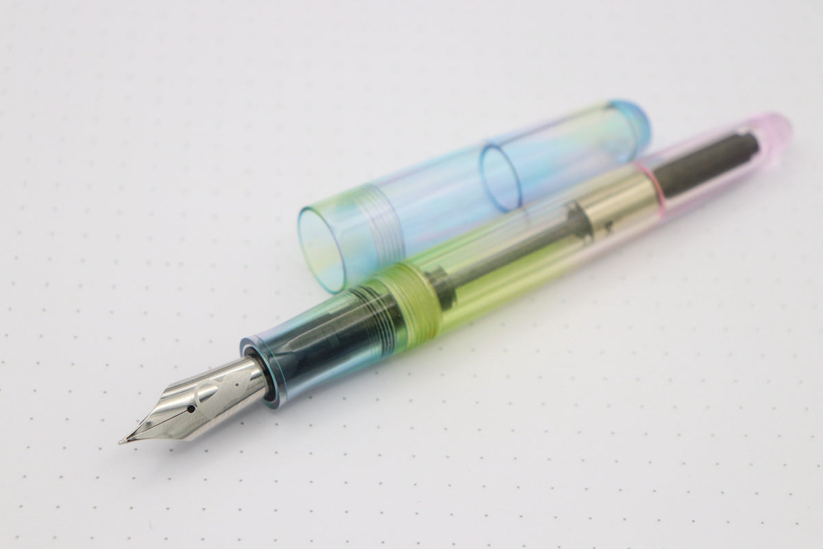 Merlin Fountain Pen, Prism (Bold)