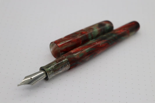 Merlin Fountain Pen, Dark Mistletoe