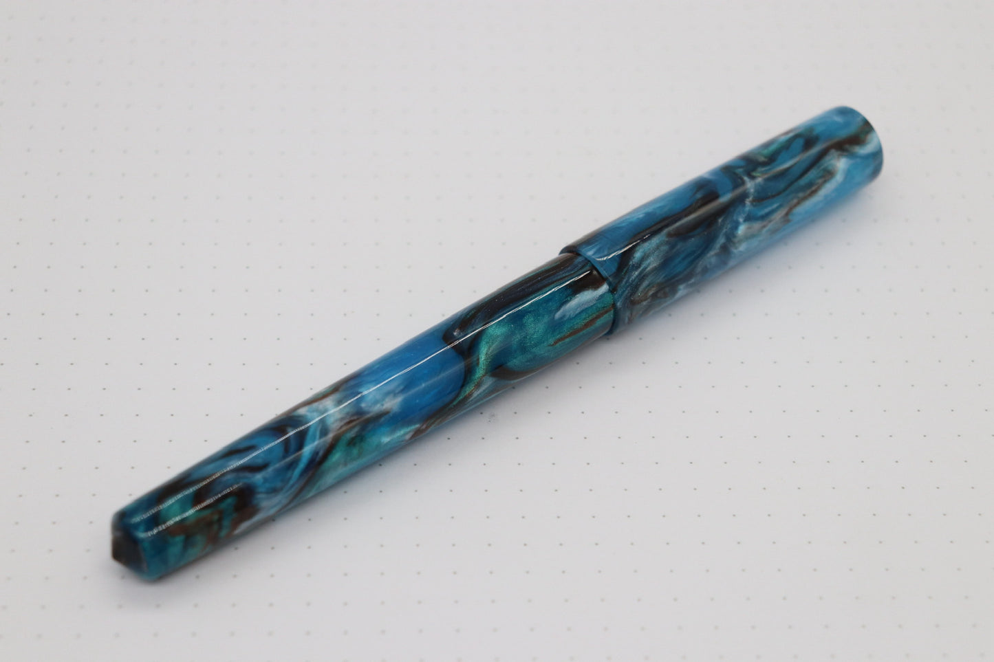 Poseidon Fountain Pen, Polar Cenote