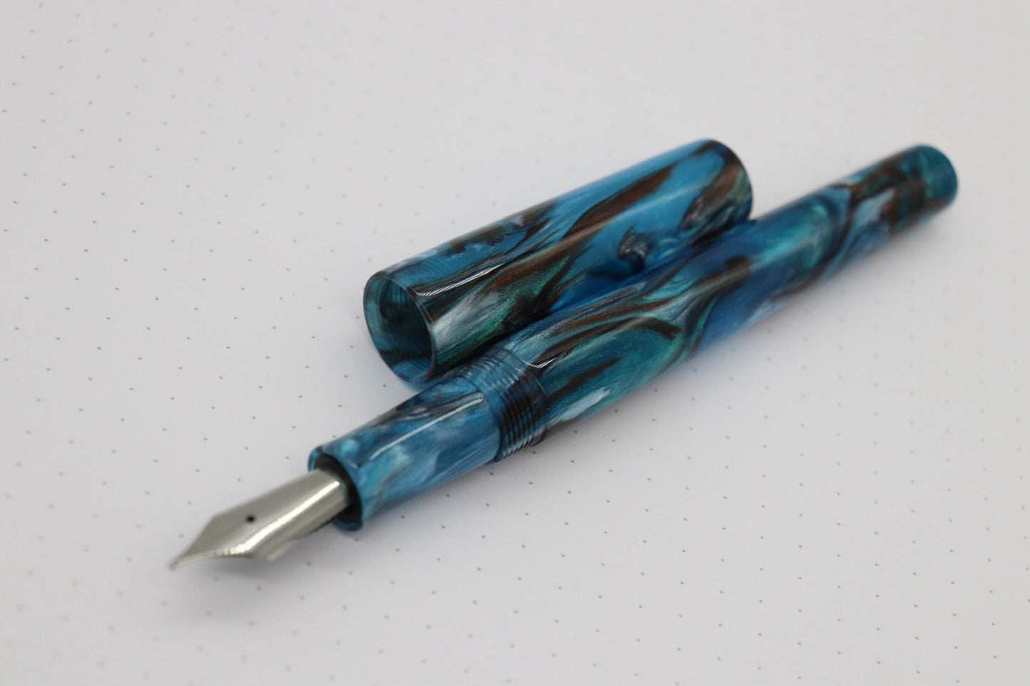 Poseidon Fountain Pen, Polar Cenote