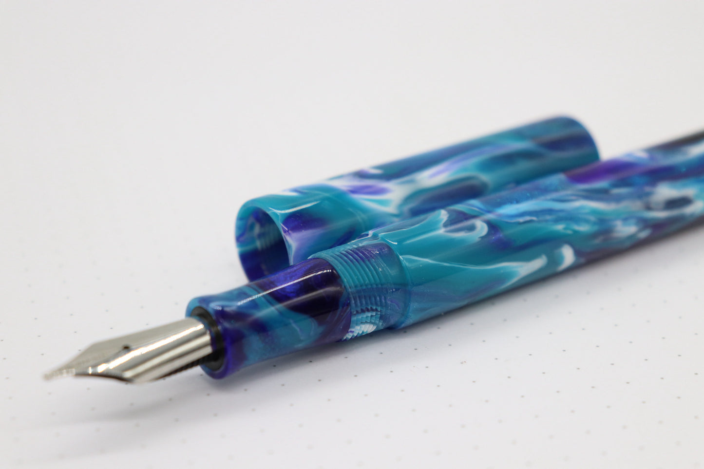 Cerberus Fountain Pen, Purpquoise