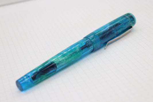 Pensquale Fountain Pen, Halocline