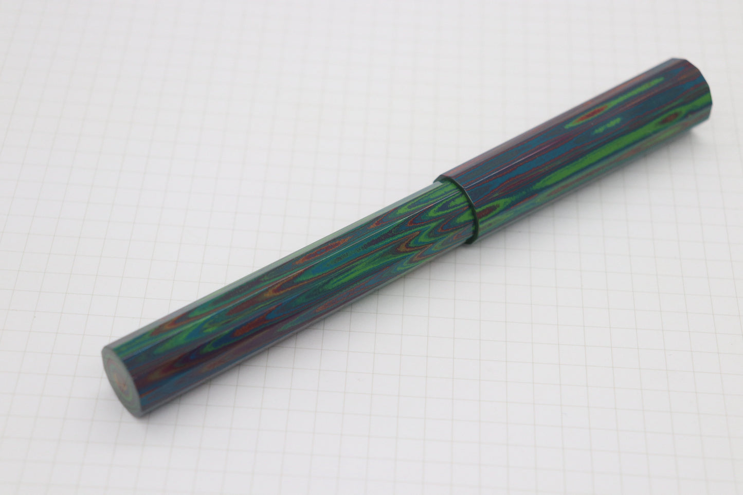 Cerberus Fountain Pen, Faceted, SEM Rainbow