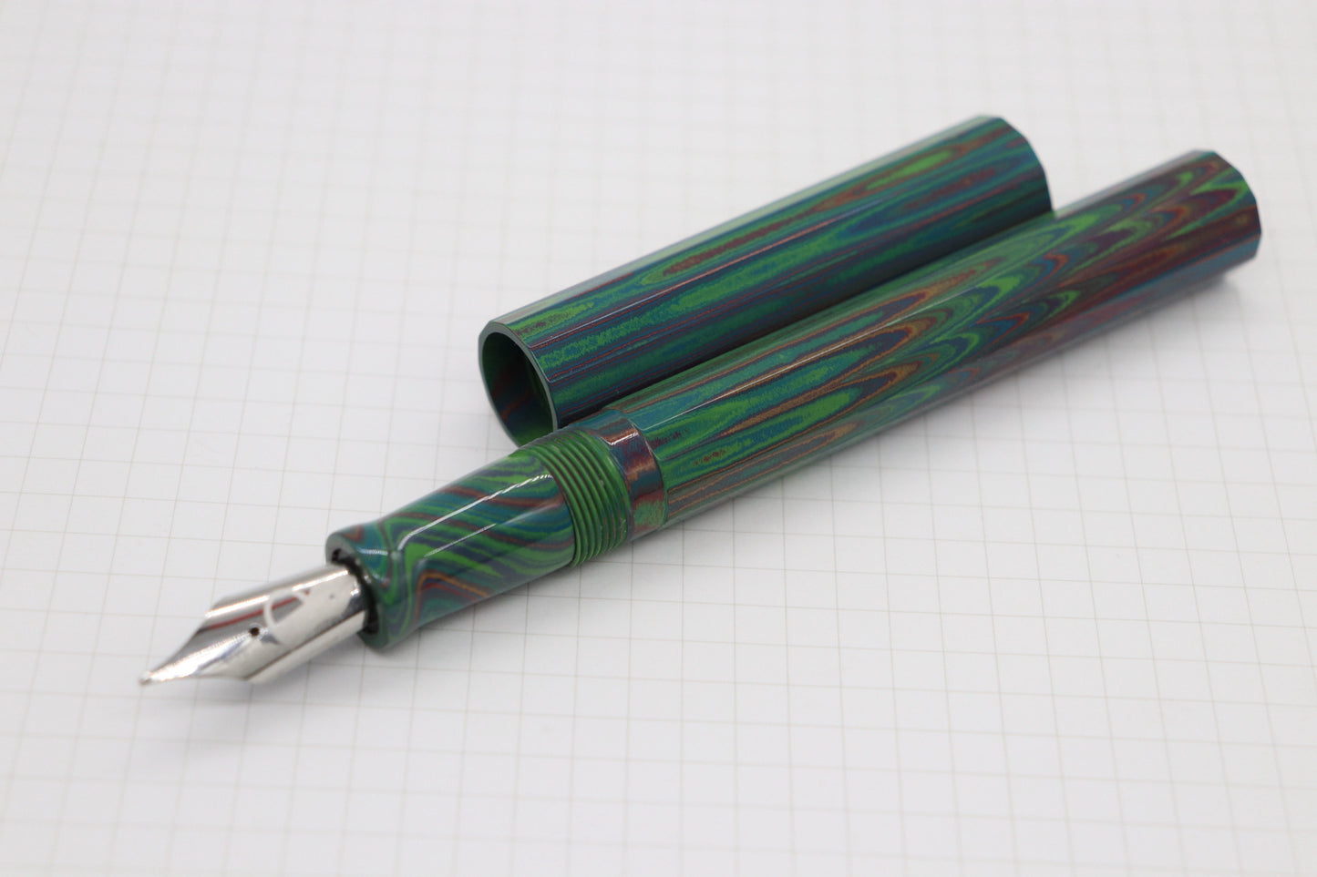 Cerberus Fountain Pen, Faceted, SEM Rainbow