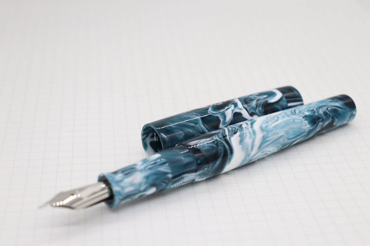 Pensquale Fountain Pen, Arctic Blast