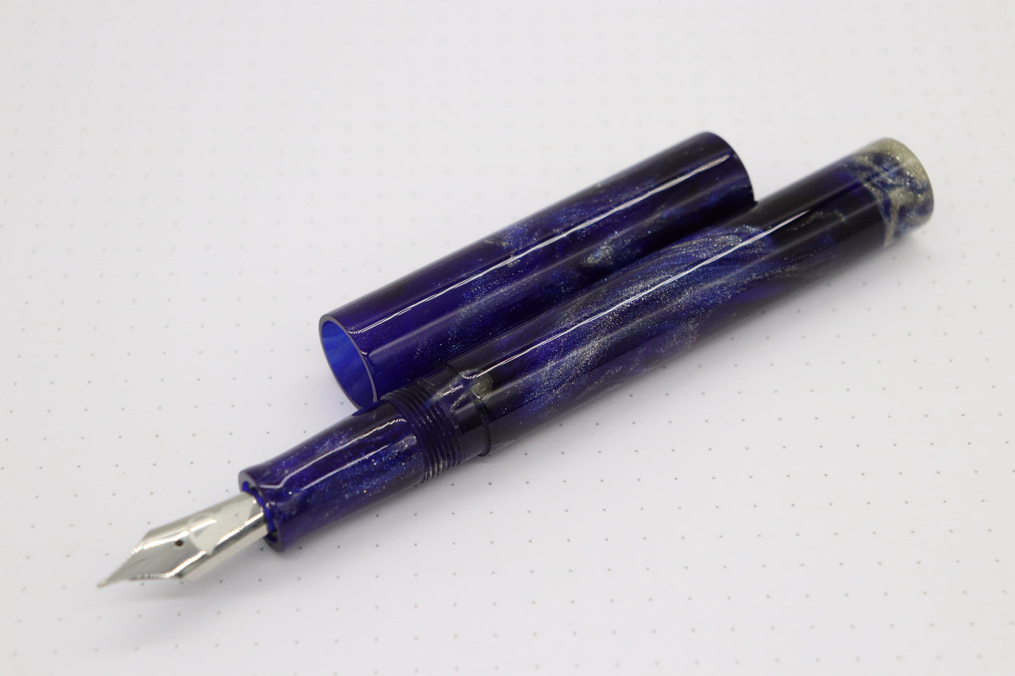 Cerberus Fountain Pen, Borple