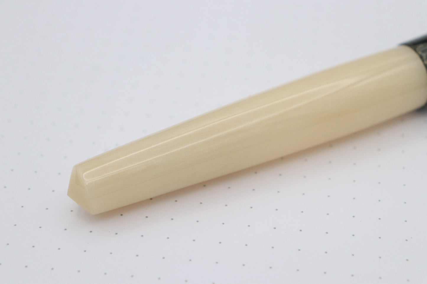 Poseidon Fountain Pen, SEM/Off-White